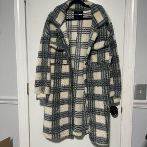 Fashion Nova Teddy Jacket Gray and Cream Oversized Cozy